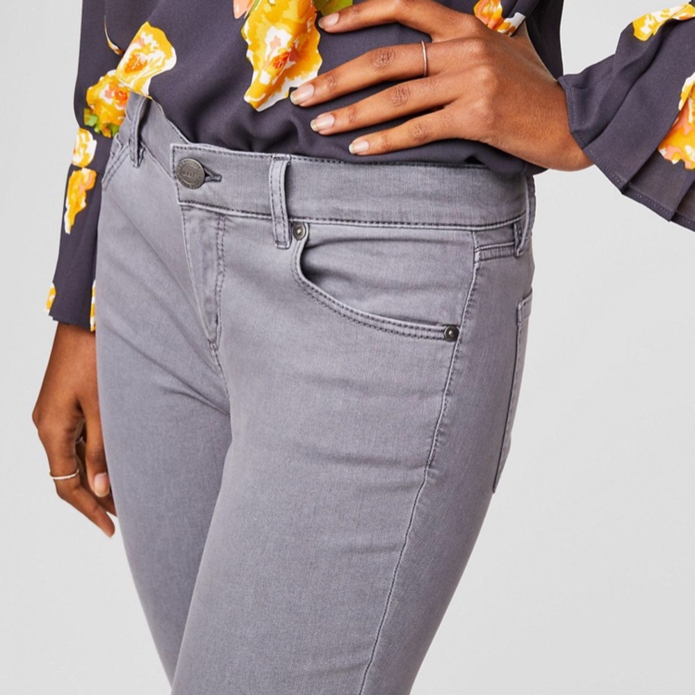Loft / Ann Taylor cropped work jeans